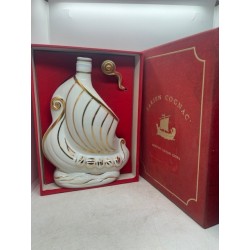 Lot 49 : Cognac Larsen coffret