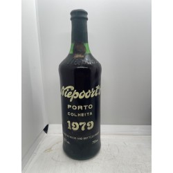 Lot 53 : Niepoort 1979...